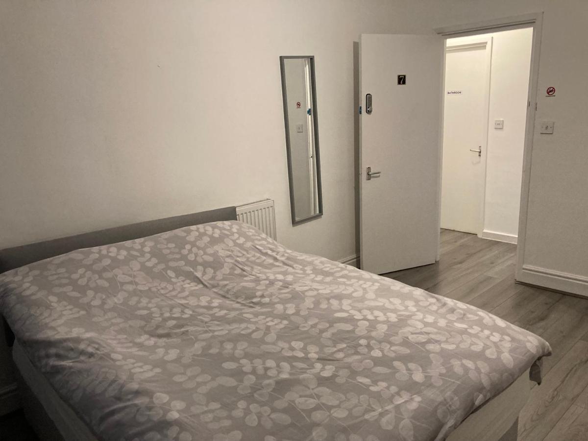 Chosen Rocky Lane Private Rooms Liverpool Exterior foto
